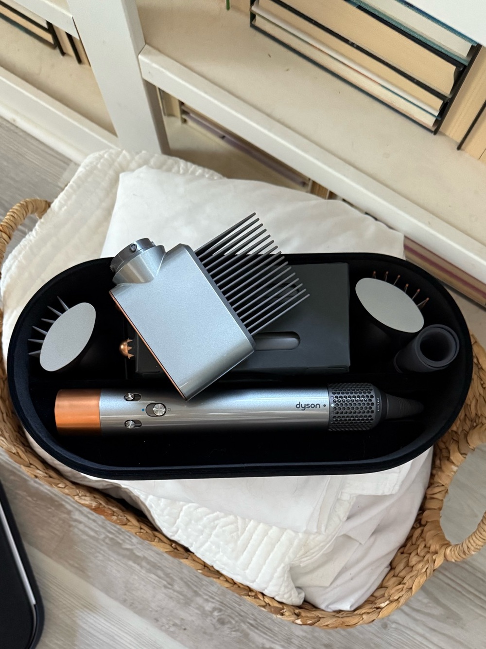 BRAND NEW Dyson Airwrap (Complete/Long Nickel & Copper) BONUS WIDE TOOTH COMB